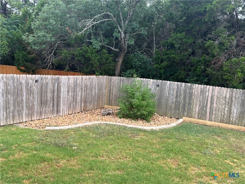 Deal of a Lifetime! This beautiful 4-bedroom home is priced well - photo 40