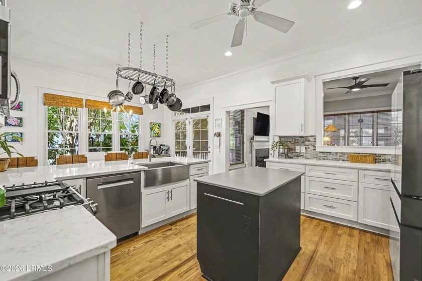 Welcome to this beautiful &amp; spacious Battery Point home! With a - photo 8