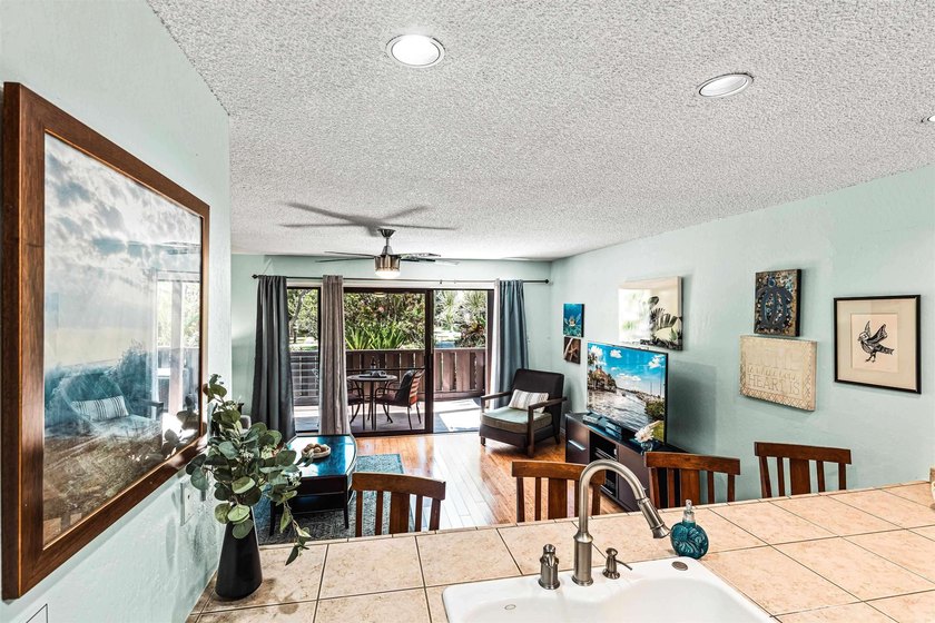MOTIVATED TO SELL. Ground Floor. Garden Views. Right Across from - photo 15