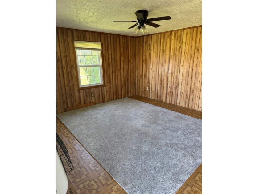 Cute Cottage on 4.59 ac with tons of potential for the buyer - photo 15