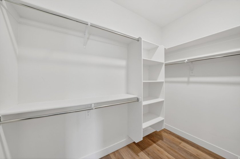 Come enjoy this like-new twin home. Located conveniently near - photo 16