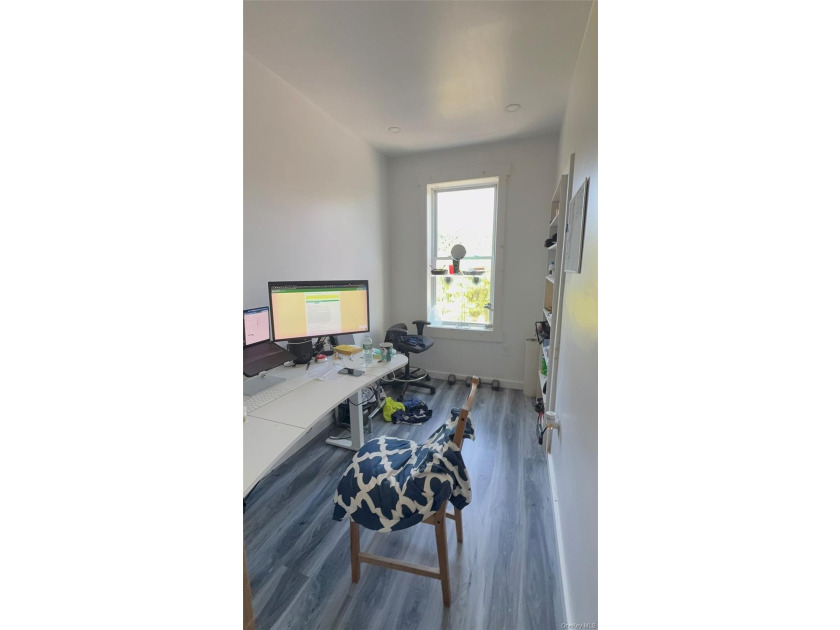 Rare opportunity to acquire a corner assemblage at 1293-1295 - photo 8