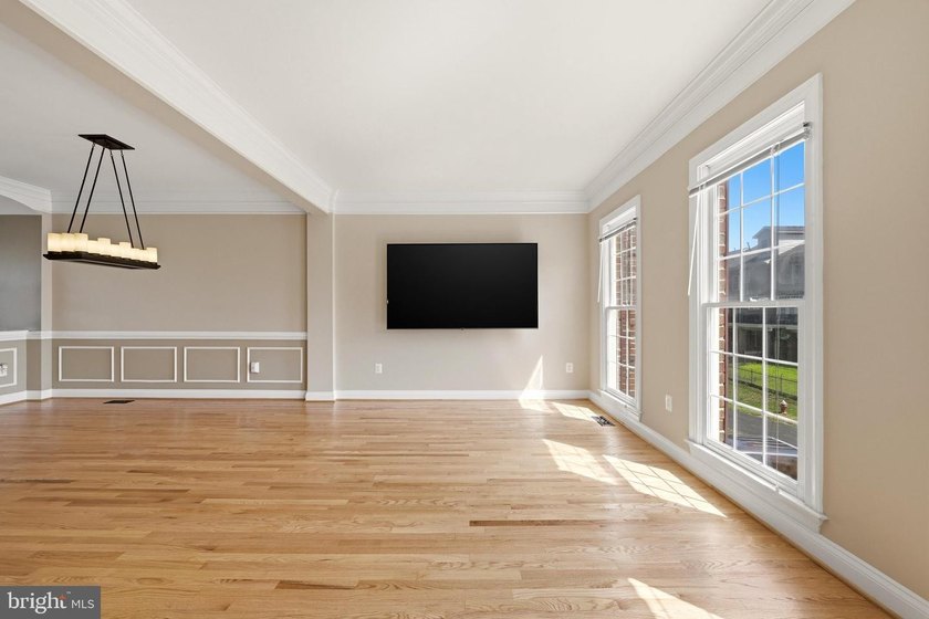 Welcome to 43757 Bent Creek Terrace, an exceptional all-brick - photo 13