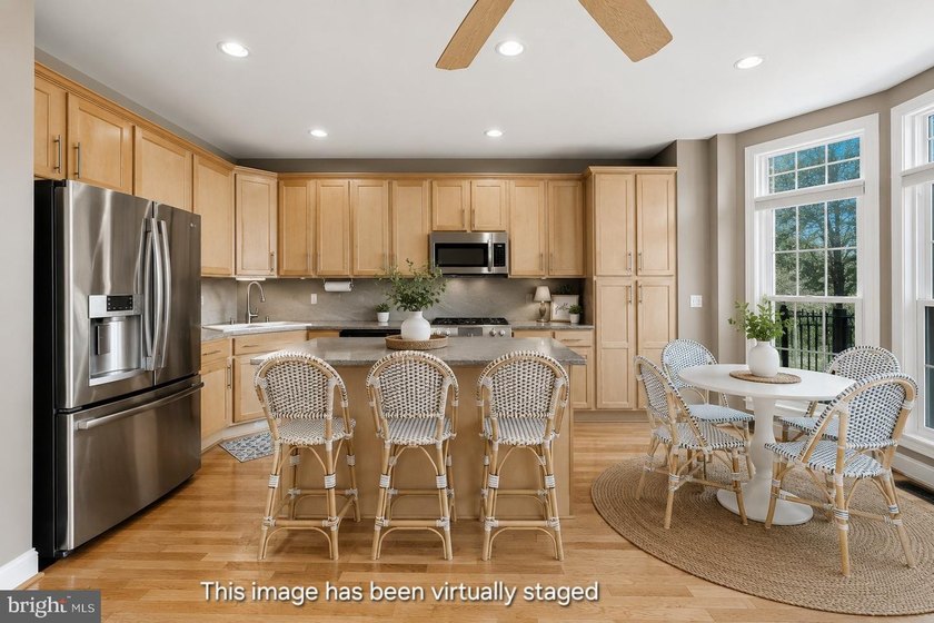 Welcome to 43757 Bent Creek Terrace, an exceptional all-brick - photo 25