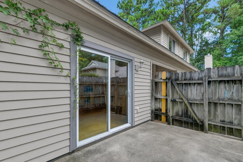 Tucked away on a quiet cul-de-sac in the desirable LongBranch - photo 27