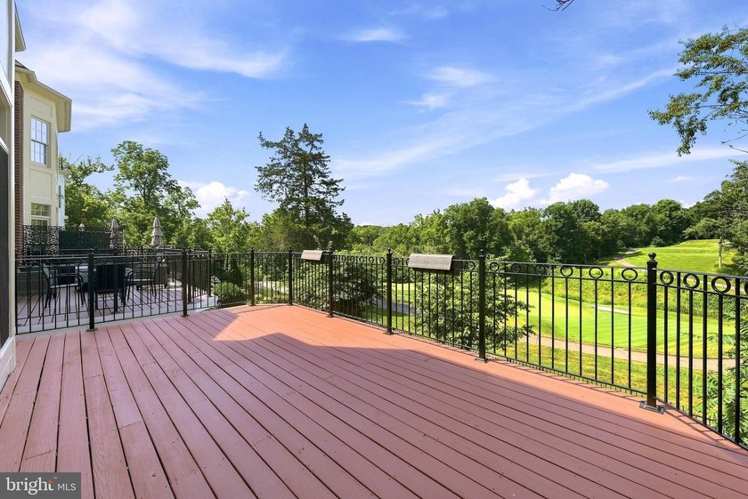 Welcome to 43757 Bent Creek Terrace, an exceptional all-brick - photo 50