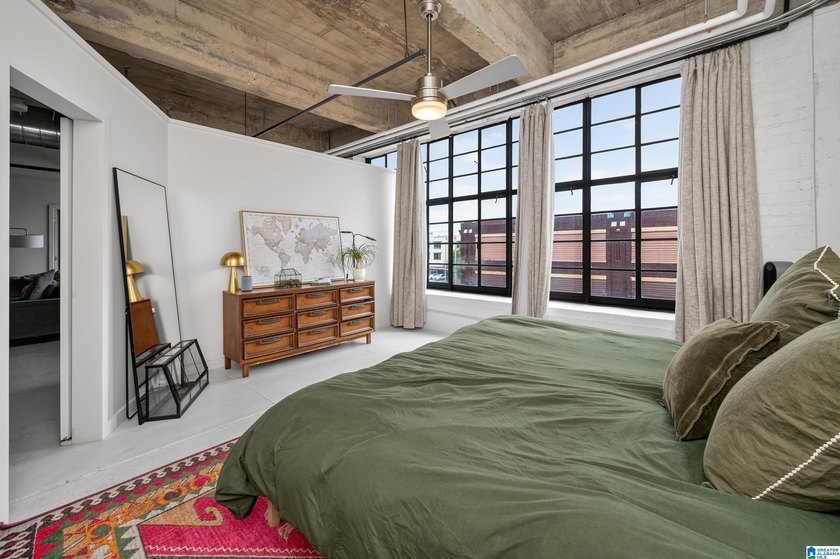Experience downtown living in Birmingham's Franklin Building - photo 27