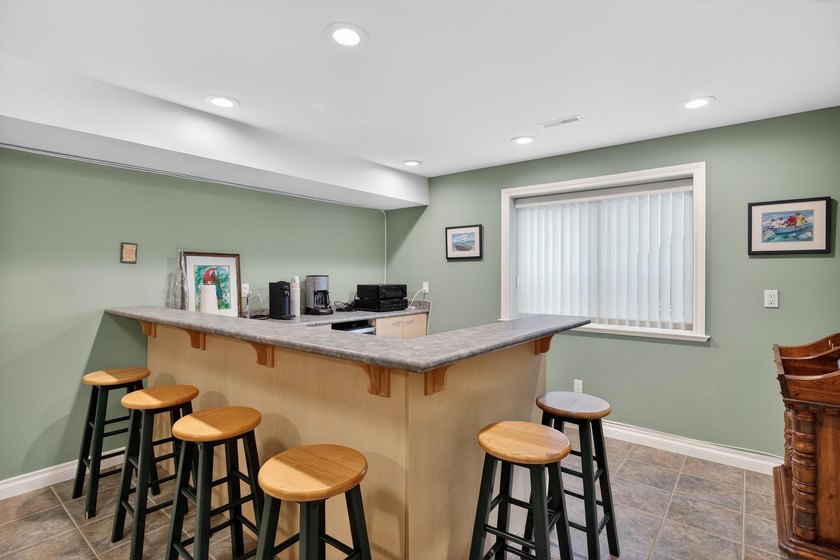 Situated in prestigious Abbey Ridge in Fraser Heights, this - photo 30
