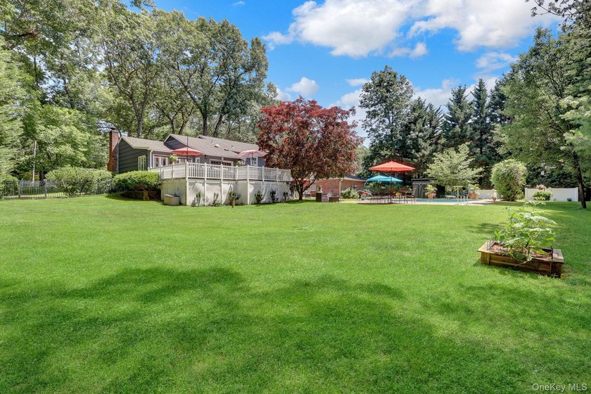 Welcome to 121 Old Field Rd, Huntington-a rare opportunity in - photo 33