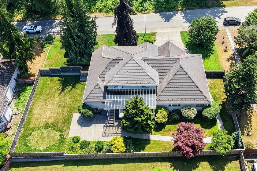 Situated in prestigious Abbey Ridge in Fraser Heights, this - photo 39