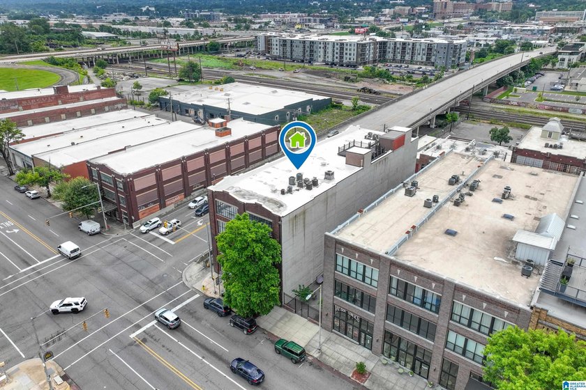 Experience downtown living in Birmingham's Franklin Building - photo 44