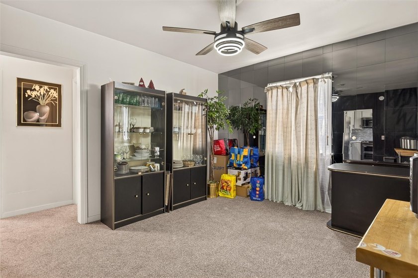 Welcome to 478 LaGrange Ave in the Beautiful Maplewood district - photo 8