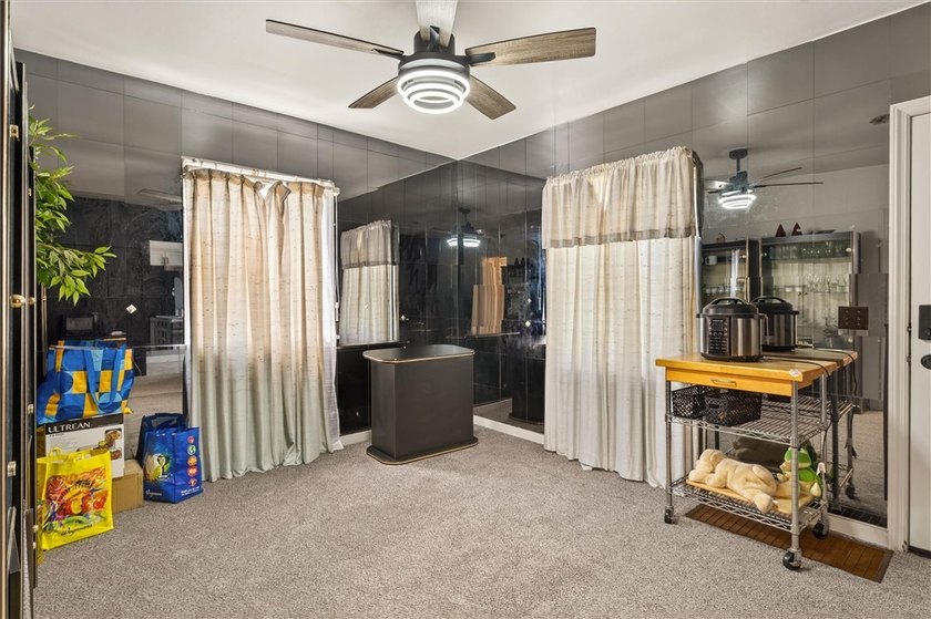 Welcome to 478 LaGrange Ave in the Beautiful Maplewood district - photo 9
