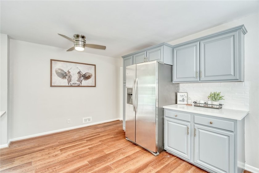 Welcome home to this beautifully updated 3-bedroom ranch nestled - photo 10