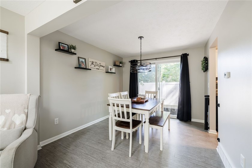 Welcome to 31 Reynolds Road! Located in the sought-after Village - photo 12