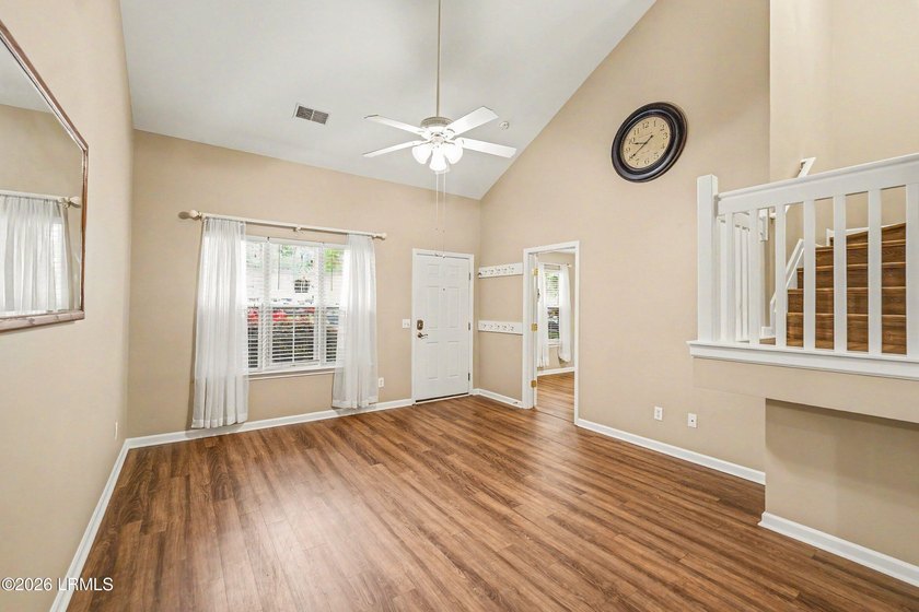 Welcome to this beautifully maintained &amp; thoughtfully updated - photo 7