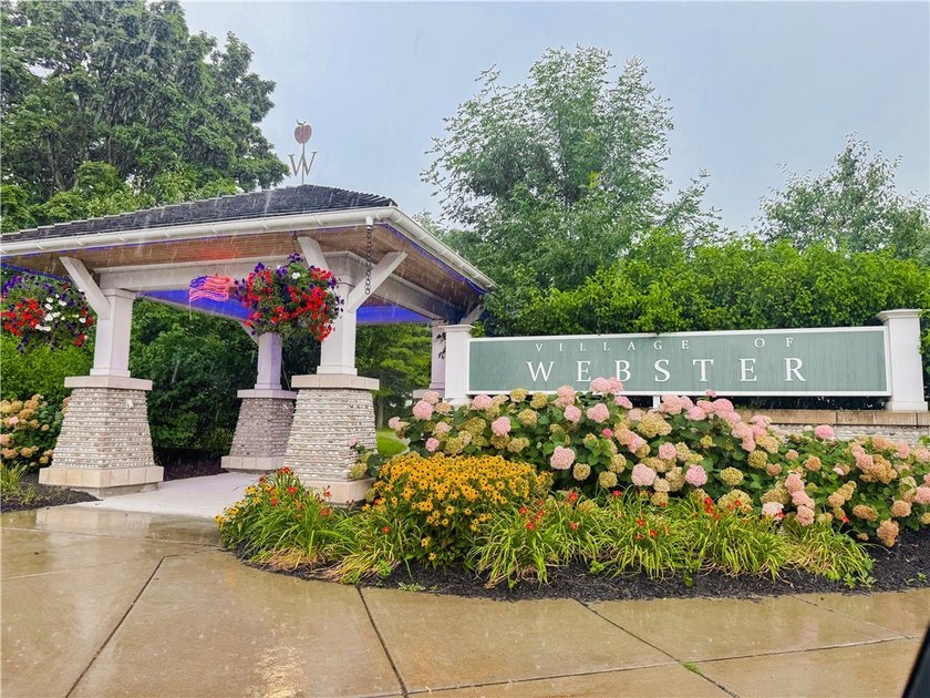 Welcome to 31 Reynolds Road! Located in the sought-after Village - photo 24