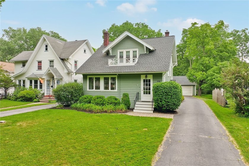 Welcome to 150 Eastland Avenue, a charming Colonial in - photo 5