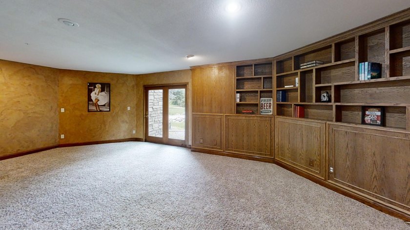 Suitable for multi-generational living! Elevatored 8344 Square - photo 12