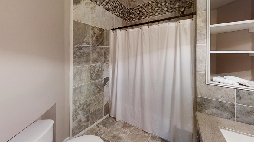 Suitable for multi-generational living! Elevatored 8344 Square - photo 18