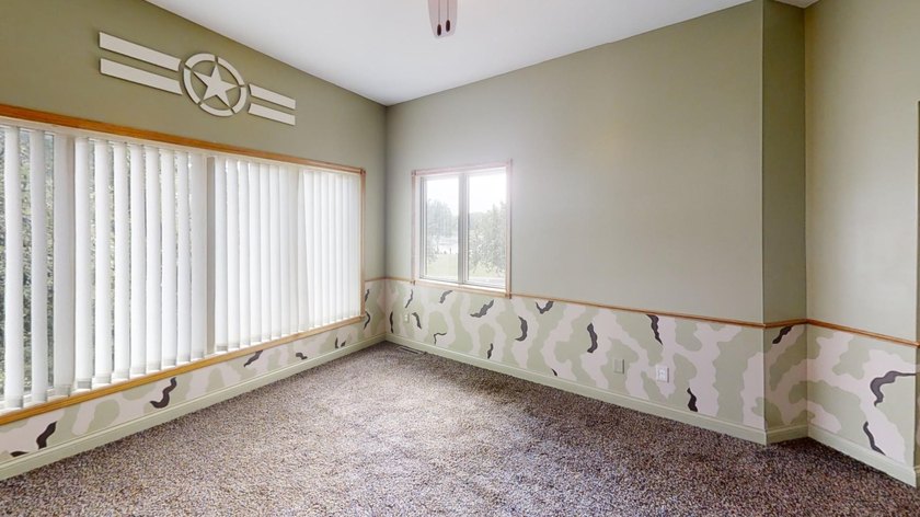 Suitable for multi-generational living! Elevatored 8344 Square - photo 24