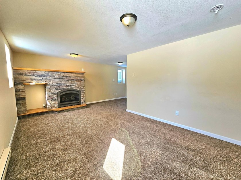Suitable for multi-generational living! Elevatored 8344 Square - photo 43