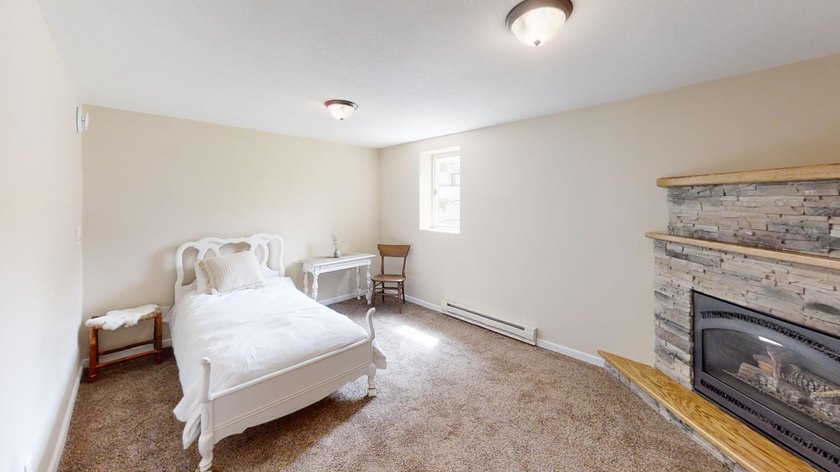Suitable for multi-generational living! Elevatored 8344 Square - photo 48