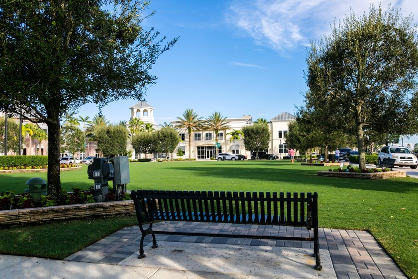 Nestled within a highly desirable DiVosta-built community, this - photo 37