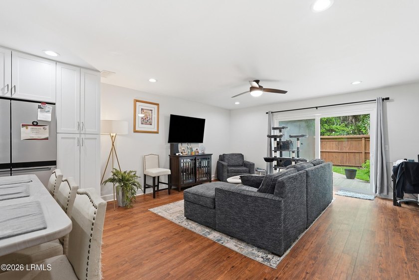 Welcome to your beautifully renovated, low-maintenance oasis in - photo 8