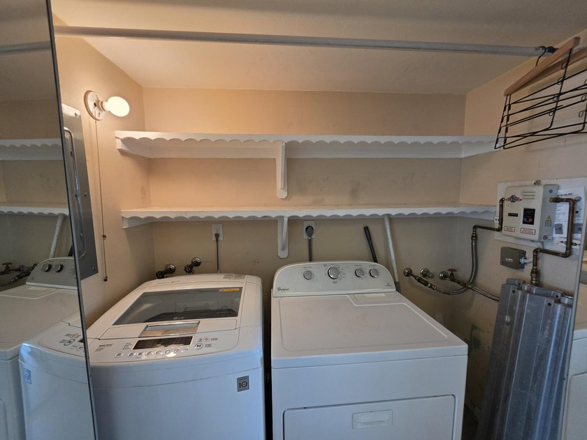 Rare opportunity to own a piece of heaven as Live-in or - photo 13