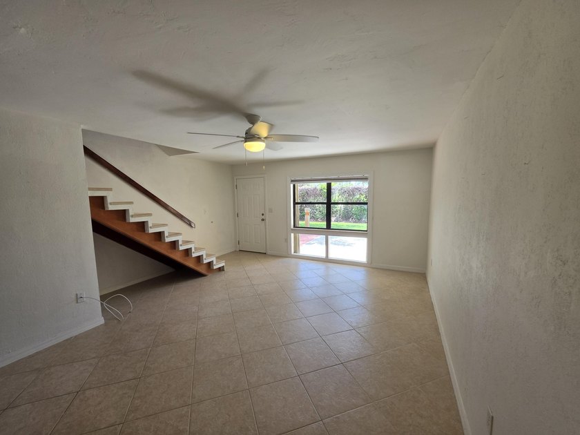 Rare opportunity to own a piece of heaven as Live-in or - photo 15