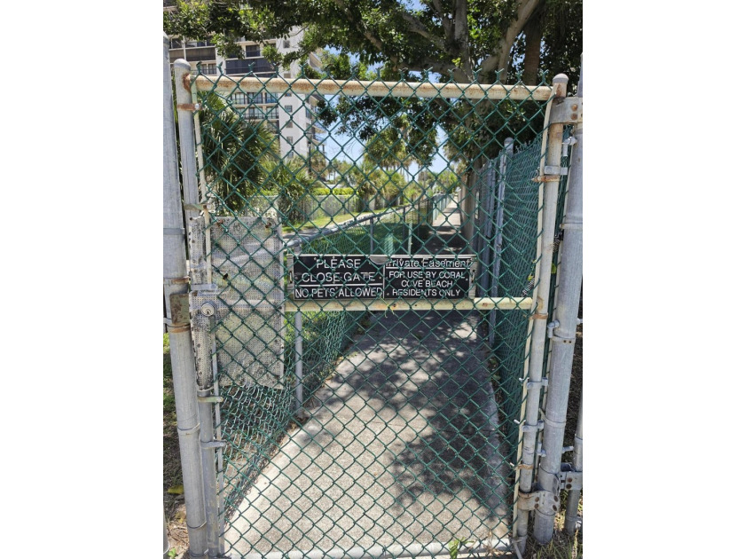 Rare opportunity to own a piece of heaven as Live-in or - photo 33