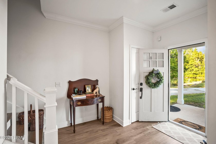 Built in 2021 by renowned local builder Allen Patterson, this - photo 5