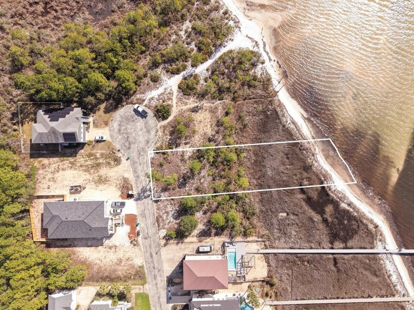 Build your dream estate on this exceptional oversized waterfront - photo 5