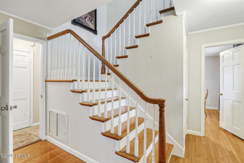 Nestled on 1.48 private acres in the exclusive waterfront - photo 6