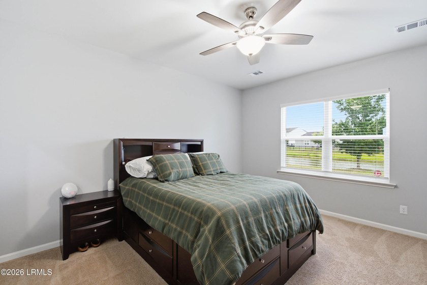 Welcome to a thoughtfully reimagined lagoon front residence - photo 4