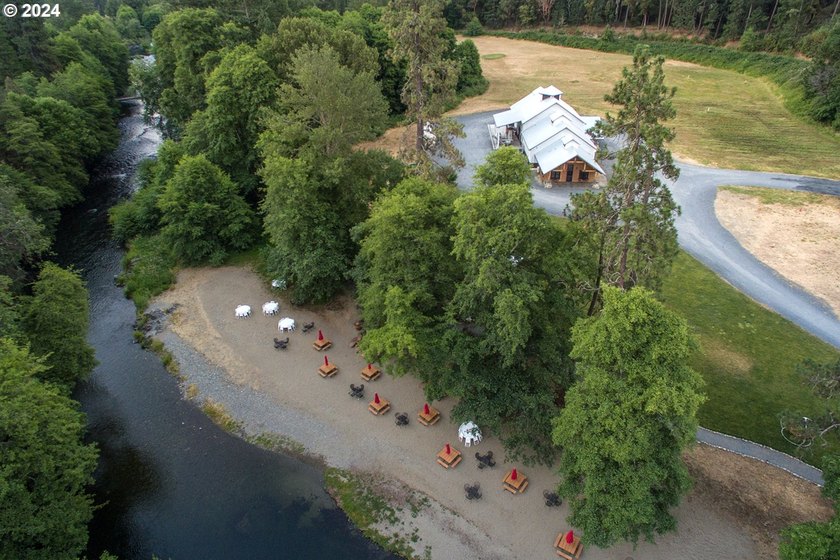 Welcome to Red Lily Vineyards, one of the most acclaimed - photo 5