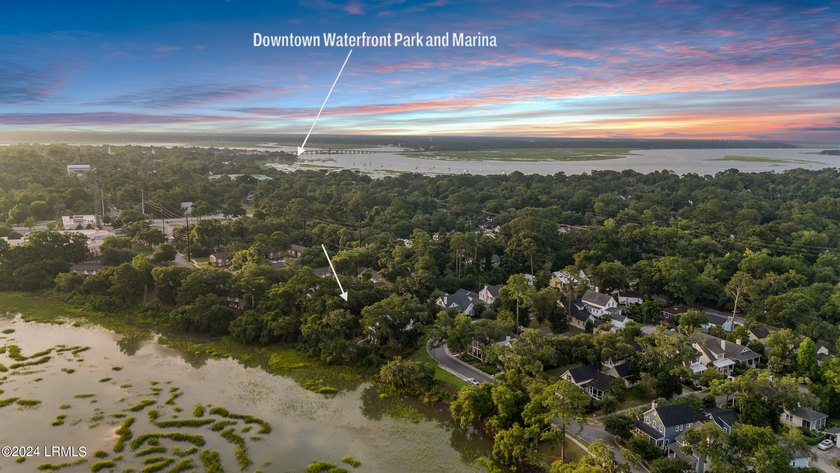 Located in the heart of downtown Beaufort, SC, 2 Creeks End Lane - photo 3