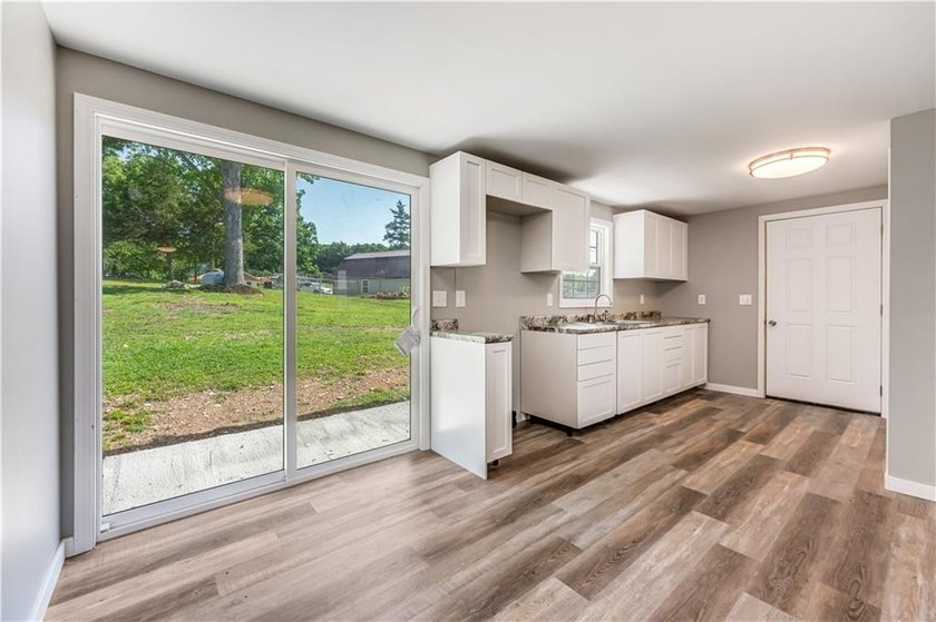 Completely remodeled and move-in ready, this 3-bedroom, 1-bath - photo 23