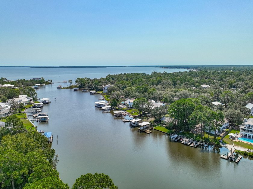 Renovated Buck Bayou water front unit with boat dock that hasn't - photo 8