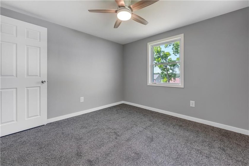 Completely remodeled and move-in ready, this 3-bedroom, 1-bath - photo 43