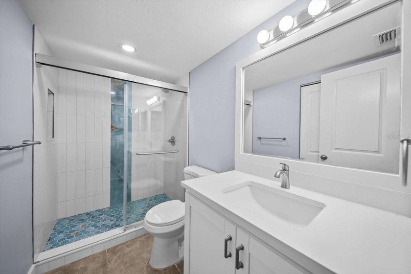 Wake up to breathtaking, unobstructed Tampa Bay views - photo 11