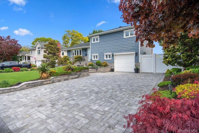 ***GPS USE NORTH MASSAPEQUA*** Welcome to Viceroy Estates! - - photo 3