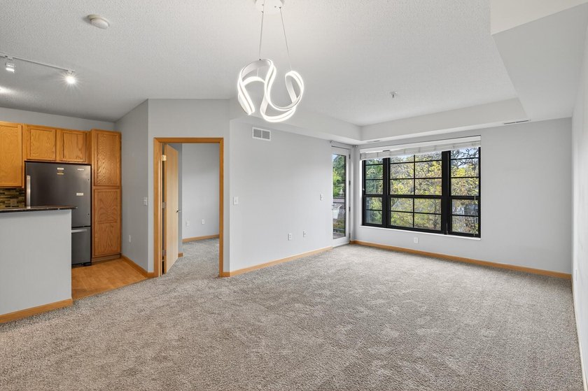 820 Emerald St 307 - photo 12