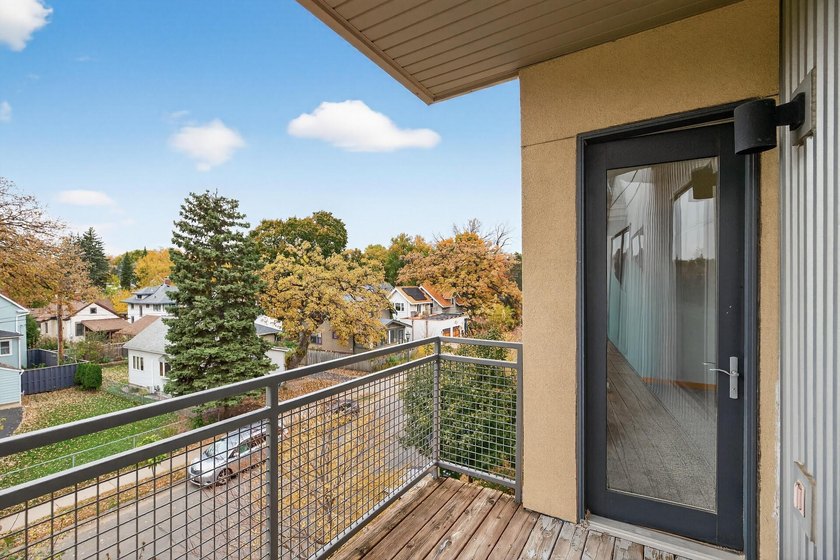 820 Emerald St 307 - photo 22