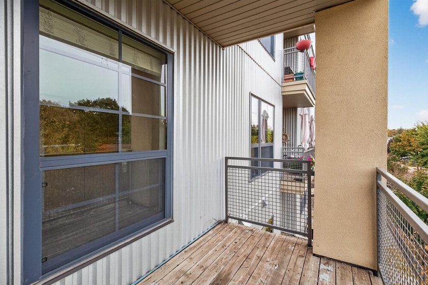 820 Emerald St 307 - photo 23