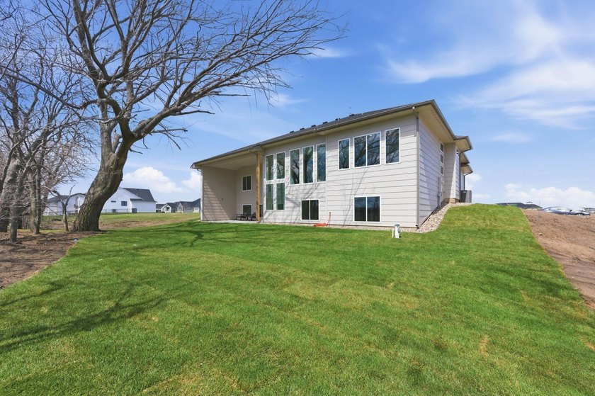 Step into modern comfort with this stunning new construction - photo 28