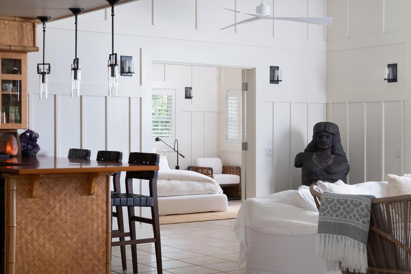 Escape to your own private paradise in the serene coastal town - photo 11