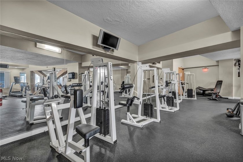 Welcome to urban living at its finest in the highly desirable - photo 22