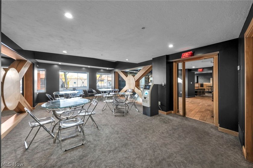 Welcome to urban living at its finest in the highly desirable - photo 24